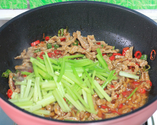 小炒牛肉步骤12
