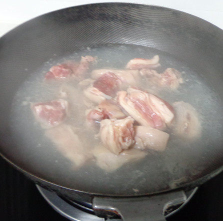 羊肉山药煲步骤4
