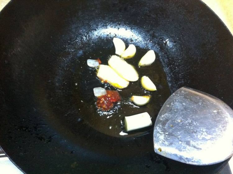 牛肉白菜煲步骤1