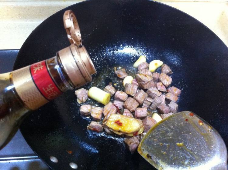 牛肉白菜煲步骤3