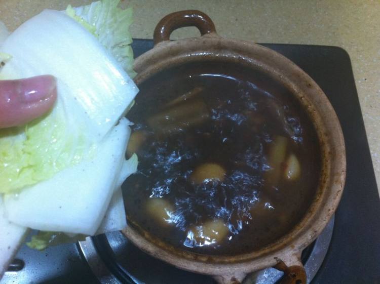 牛肉白菜煲步骤7