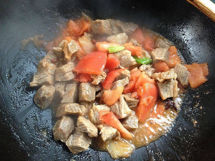 西红柿牛肉萝卜汤步骤11