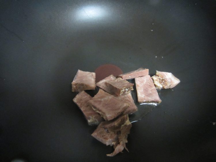 辣酱西兰花牛肉步骤4