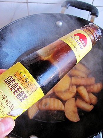 蚝油炖萝卜步骤9