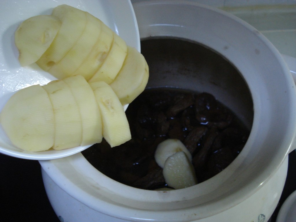 咖哩牛肉焖土豆步骤9