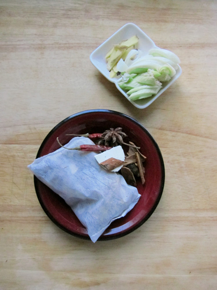 牛肉炖萝卜步骤4