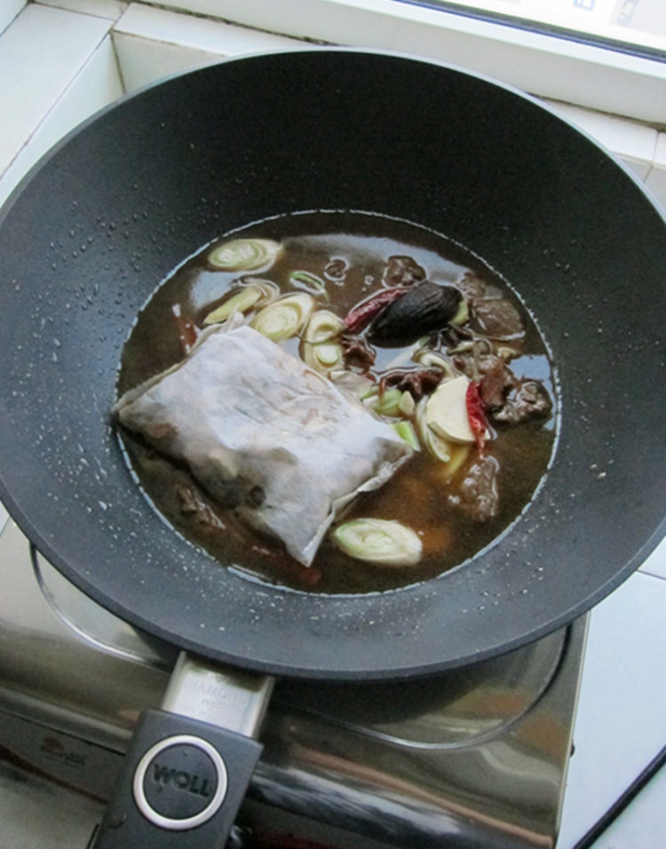 牛肉炖萝卜步骤9
