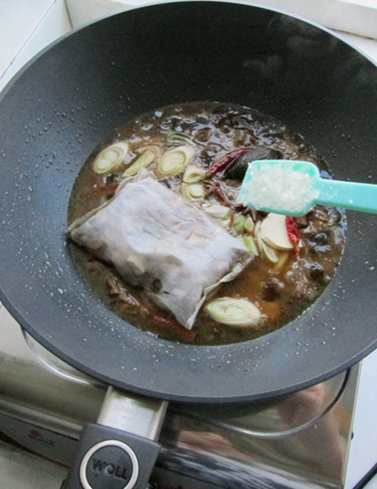 牛肉炖萝卜步骤10