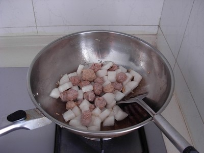 肉丸白萝卜汤步骤6
