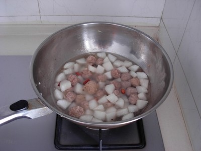 肉丸白萝卜汤步骤7