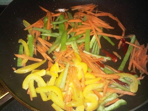 辣椒杏鲍菇炒肉步骤7