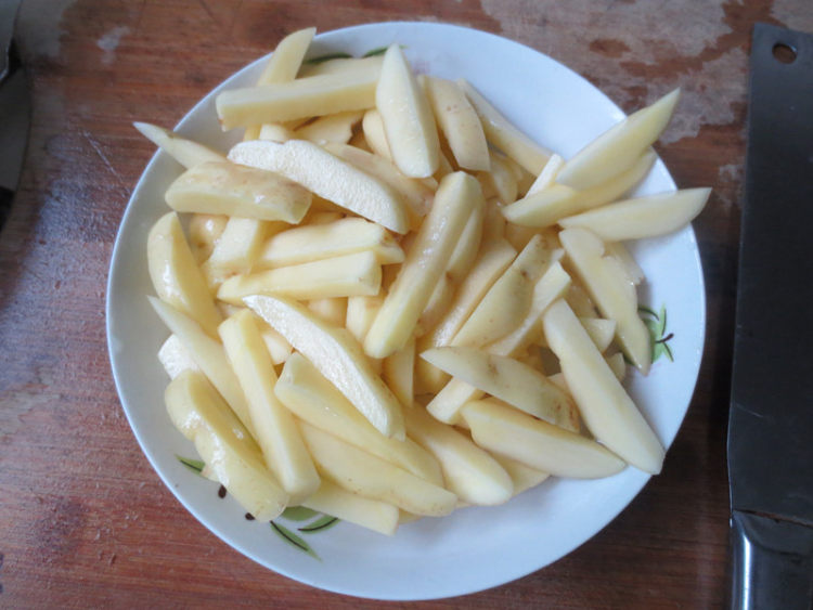 芸豆炒土豆条步骤2