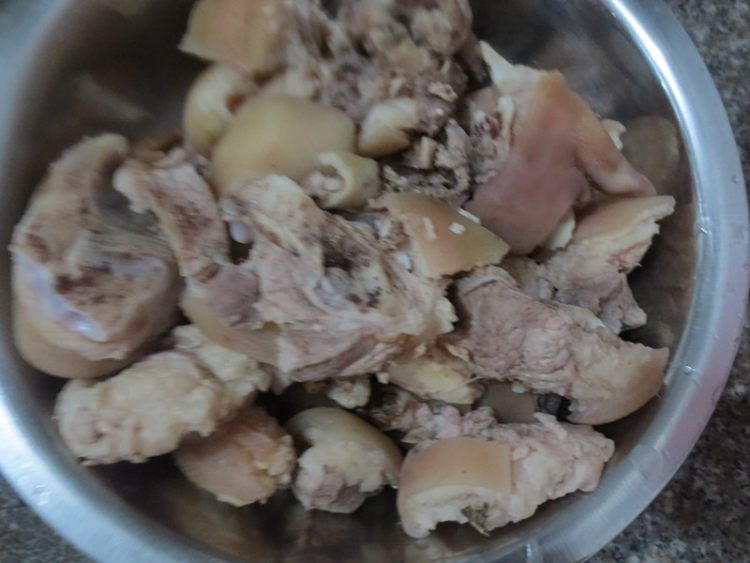 红烧猪脚土豆步骤3