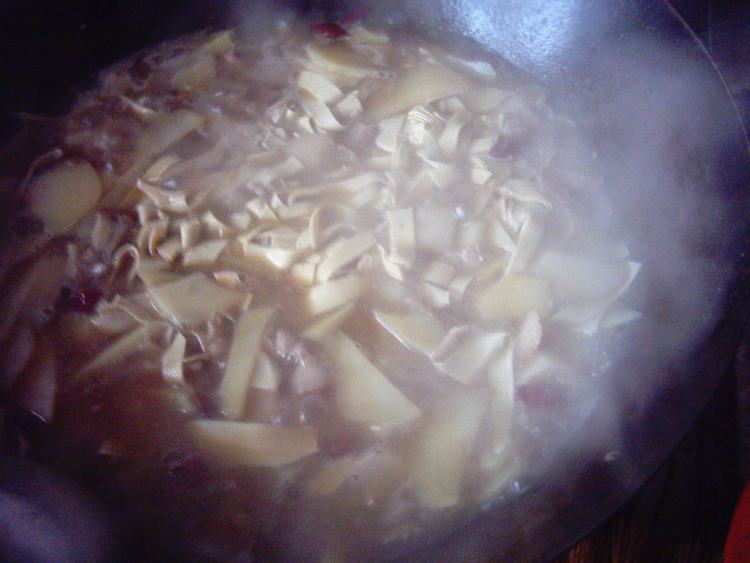 土豆片炖干豆腐步骤9