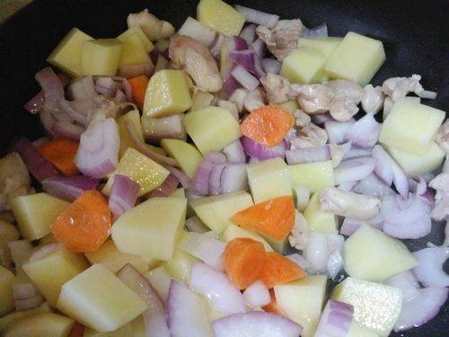 咖喱土豆鸡腿肉步骤6