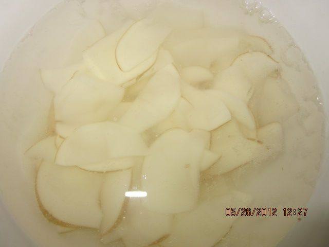 肉丸土豆片步骤2