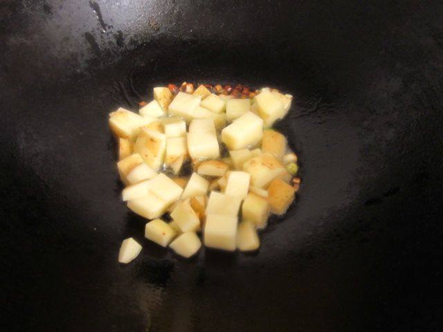 茄汁土豆丁步骤4