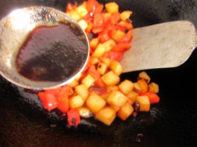 茄汁土豆丁步骤8
