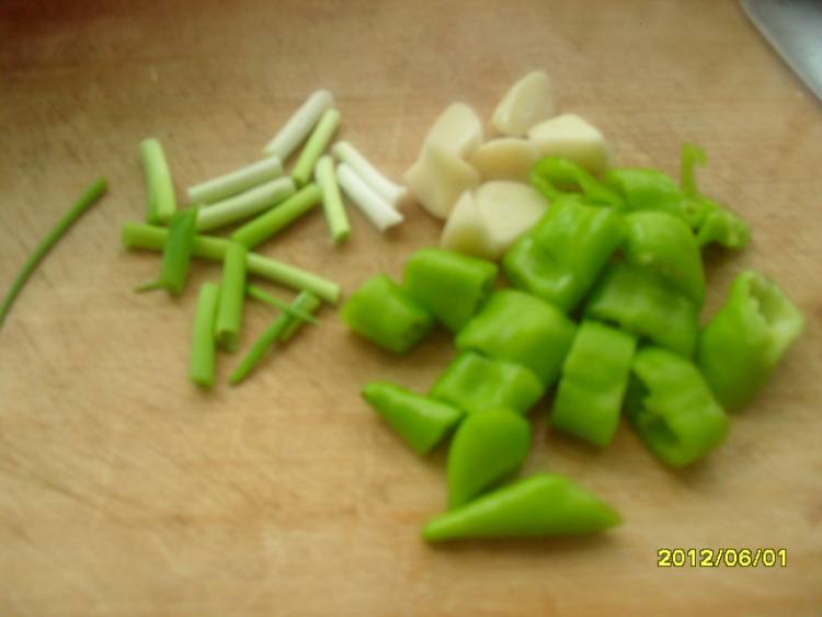 土豆炖鲜粉皮步骤6