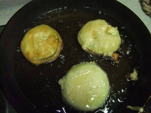 油炸茄盒步骤9