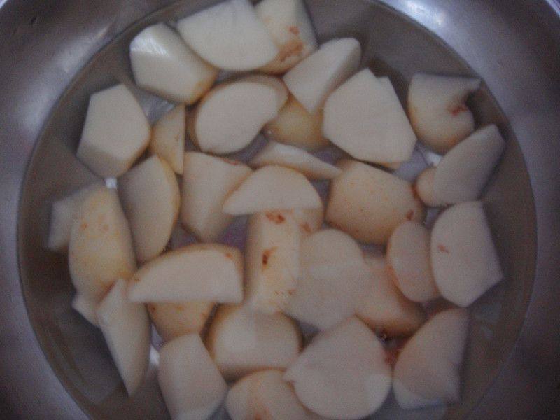 家常咖喱土豆鸡翅步骤2