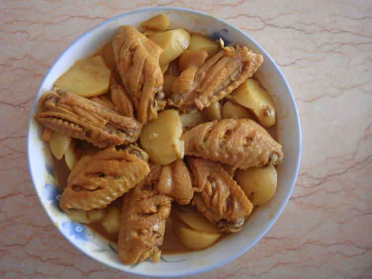 家常咖喱土豆鸡翅步骤5