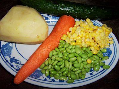 五彩豆丁步骤1