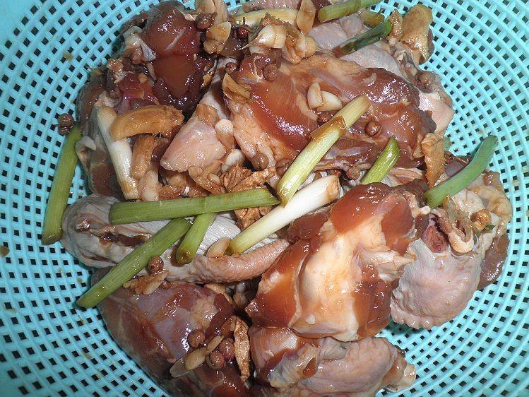土豆炖鸡翅步骤3