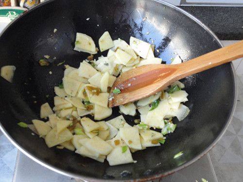 油菜土豆片步骤5