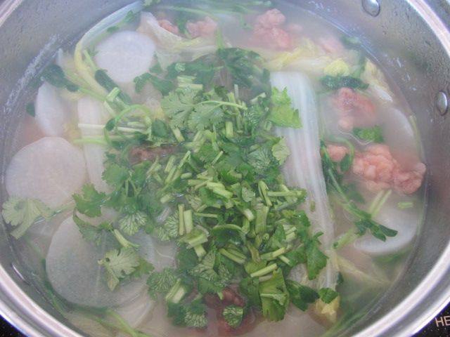 酥肉白菜炖粉条步骤9