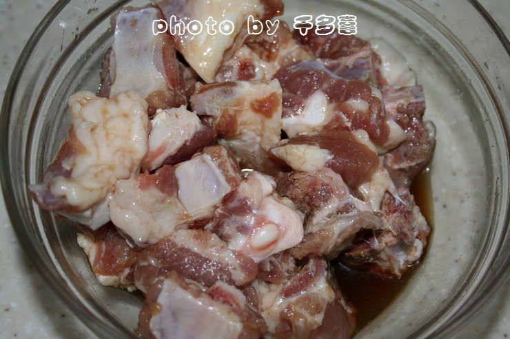 豉香土豆蒸排骨步骤3