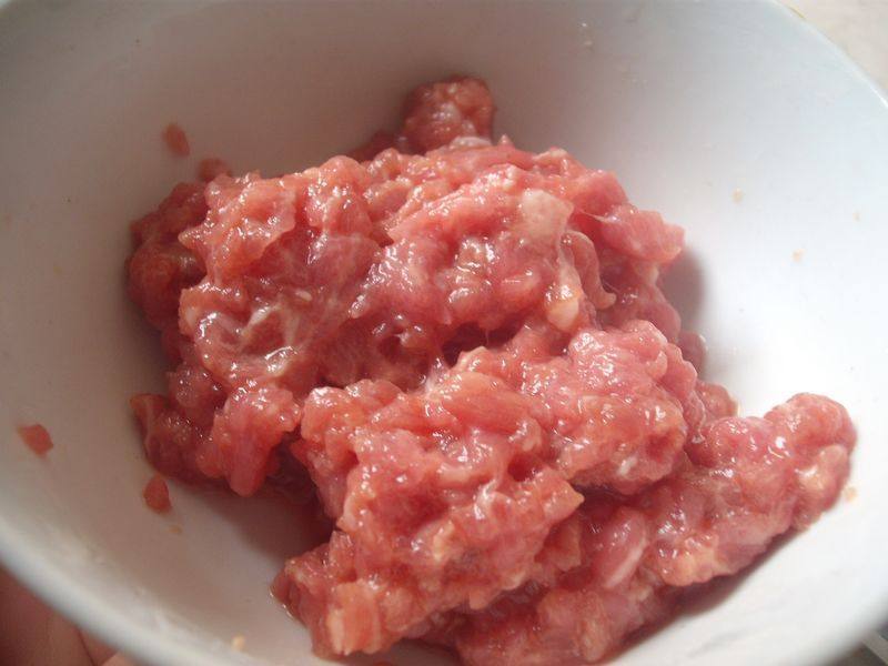 牛肉粉丝煲步骤1