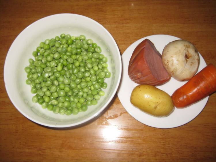 五彩小炒—宝宝美食步骤1