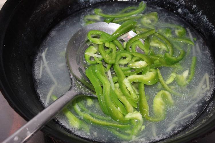 呛土豆丝步骤6
