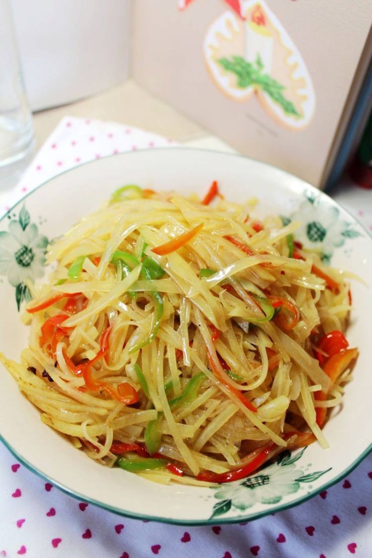 尖椒炒土豆丝步骤9
