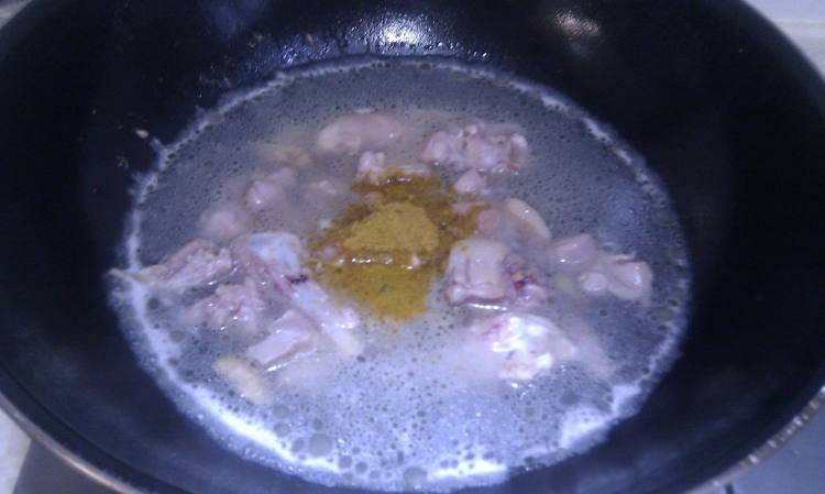 咖喱土豆烧鸡块步骤6