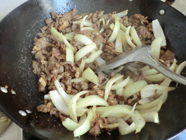 巧炒羊肉片步骤7