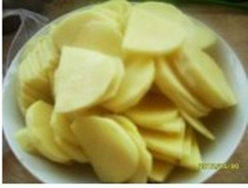 土豆炖粉皮步骤3