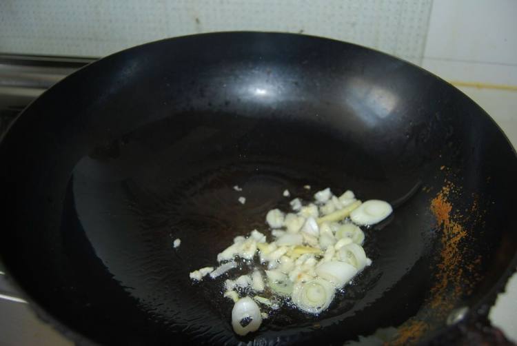黄瓜土豆丝步骤3