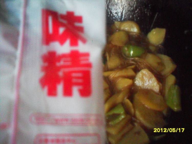 土豆炖粉条步骤10
