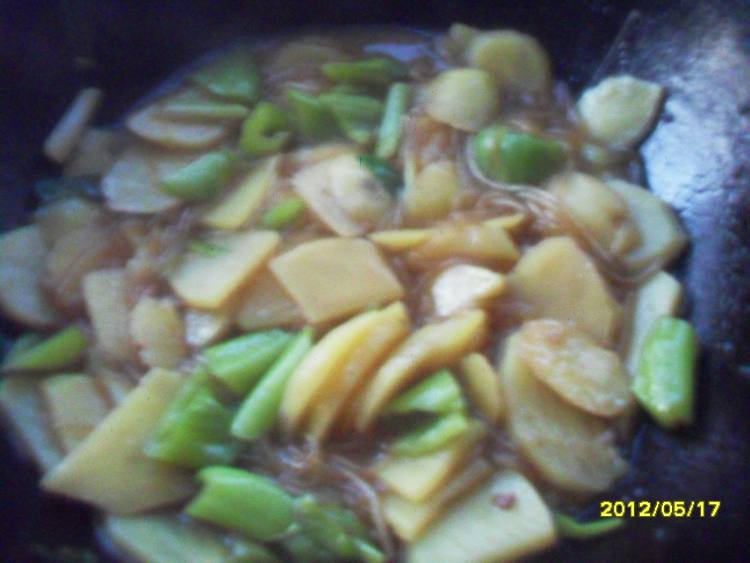 土豆炖粉条步骤11