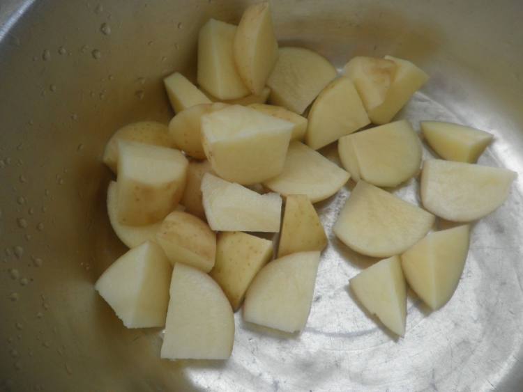 四季豆土豆炖肉步骤4