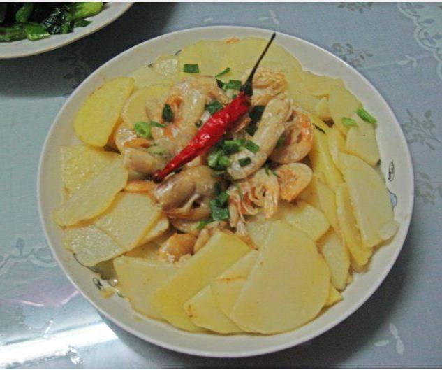 虾米土豆步骤7