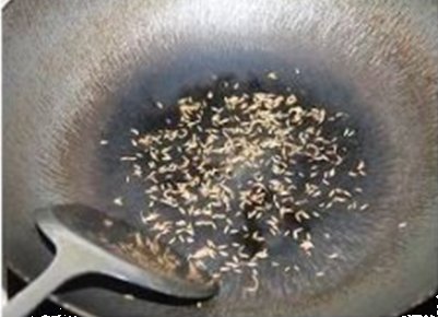 孜然羊肉粒步骤6