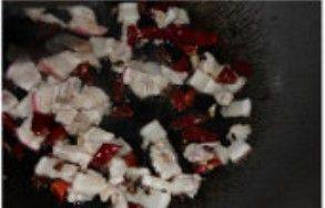 肉丁香干汇干煸土豆步骤4