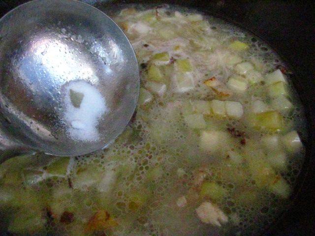 家常炖土豆步骤7