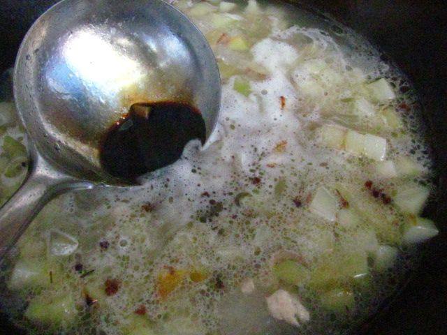 家常炖土豆步骤8