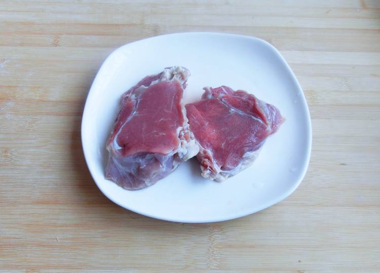 小土豆咖喱牛肉步骤1