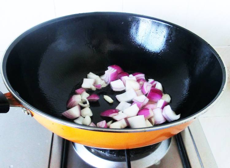 小土豆咖喱牛肉步骤7