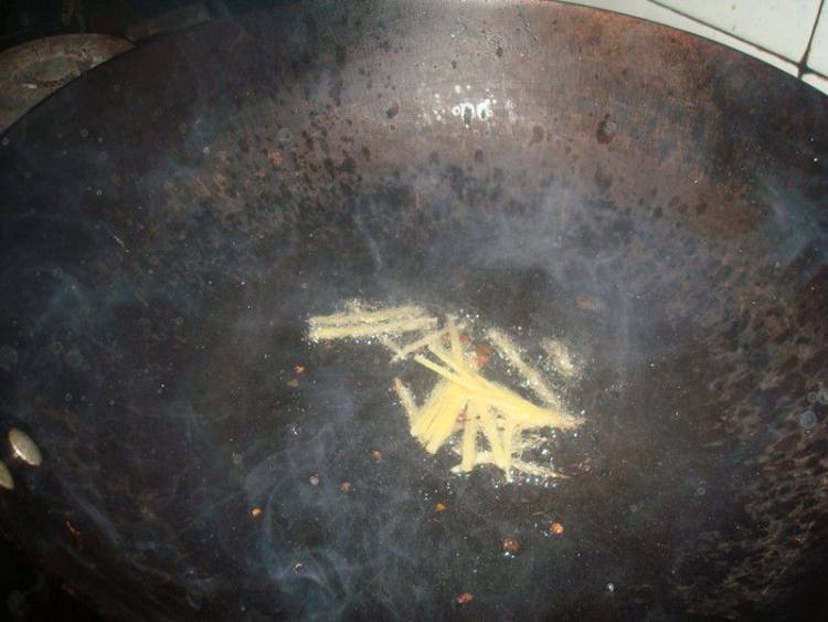 酱香土豆片步骤3
